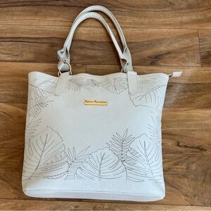 ShoulderTote Bag  purse laptop bag. San Basilio Leaf Design